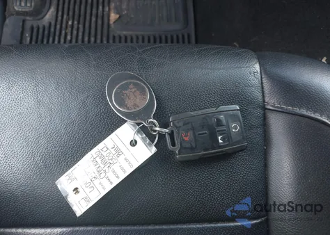 2017 Chevrolet Silverado 1500 1Lt из США, поврежденный, VIN 3GCPCRECXHG113975